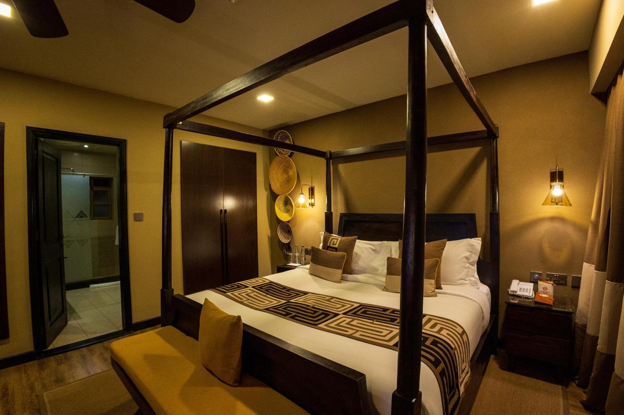 Speke Resort And Conference Center 캄팔라 외부 사진