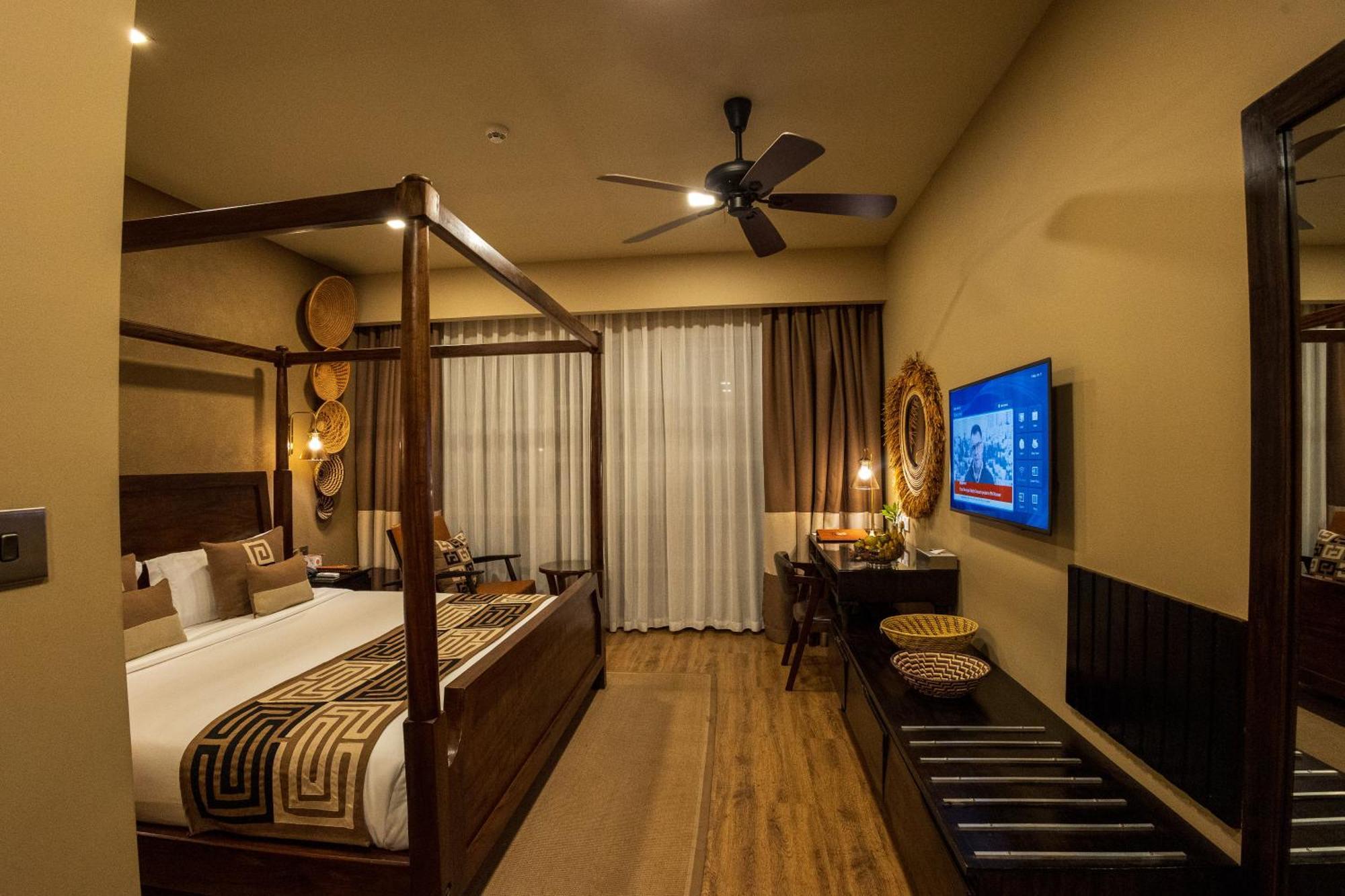 Speke Resort And Conference Center 캄팔라 외부 사진