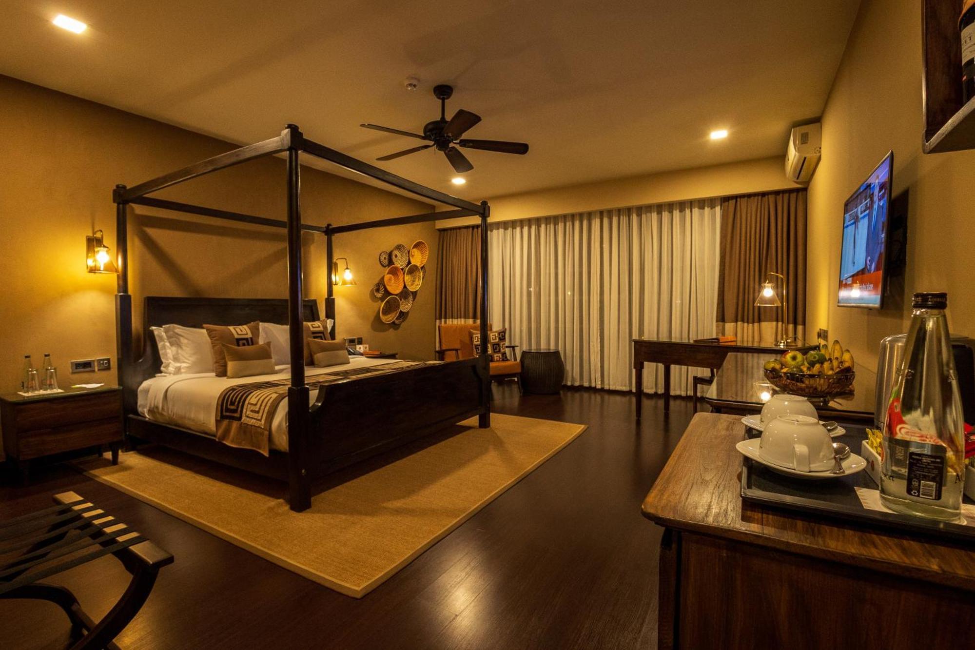 Speke Resort And Conference Center 캄팔라 외부 사진