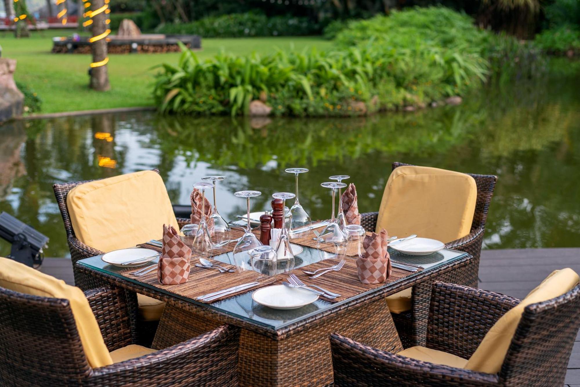 Speke Resort And Conference Center 캄팔라 외부 사진